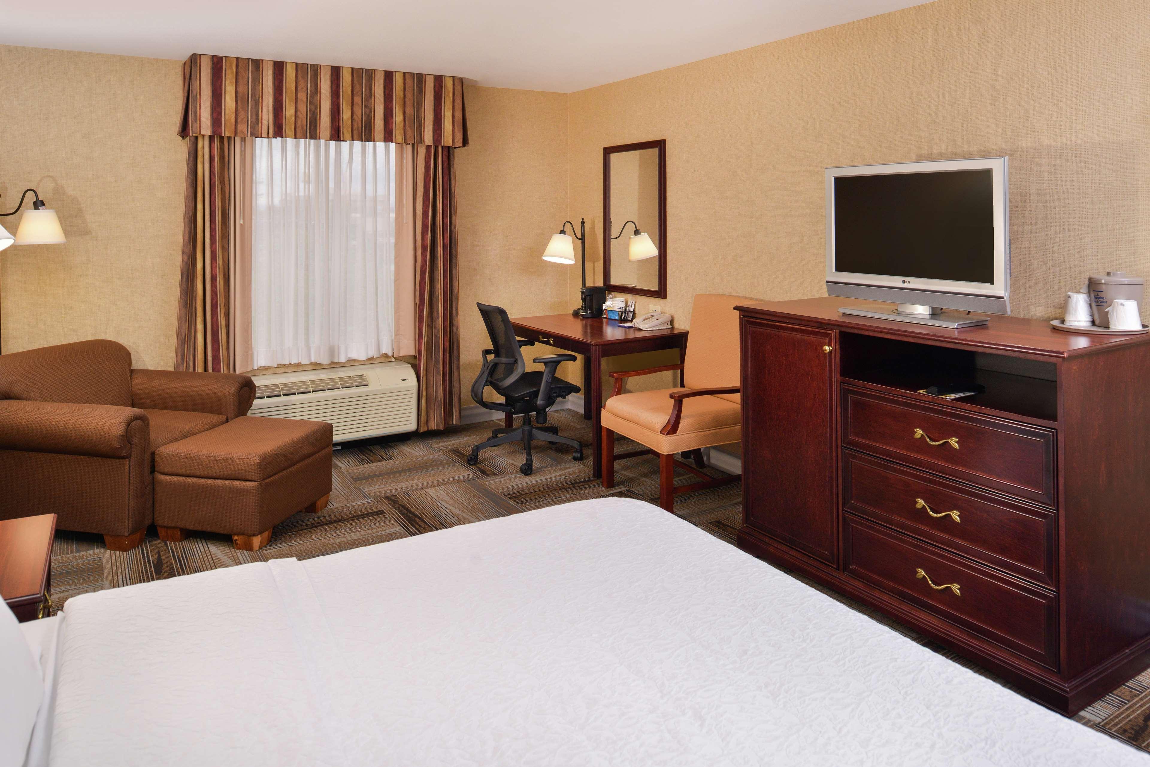 Hampton Inn & Suites Boise-Меридиан Экстерьер фото