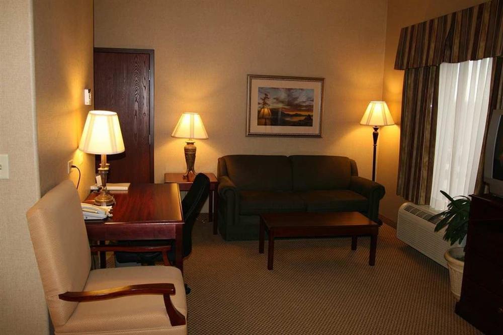 Hampton Inn & Suites Boise-Меридиан Номер фото