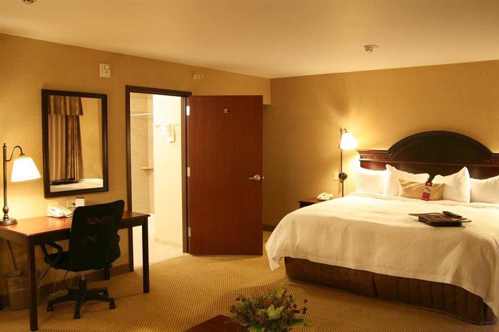 Hampton Inn & Suites Boise-Меридиан Номер фото