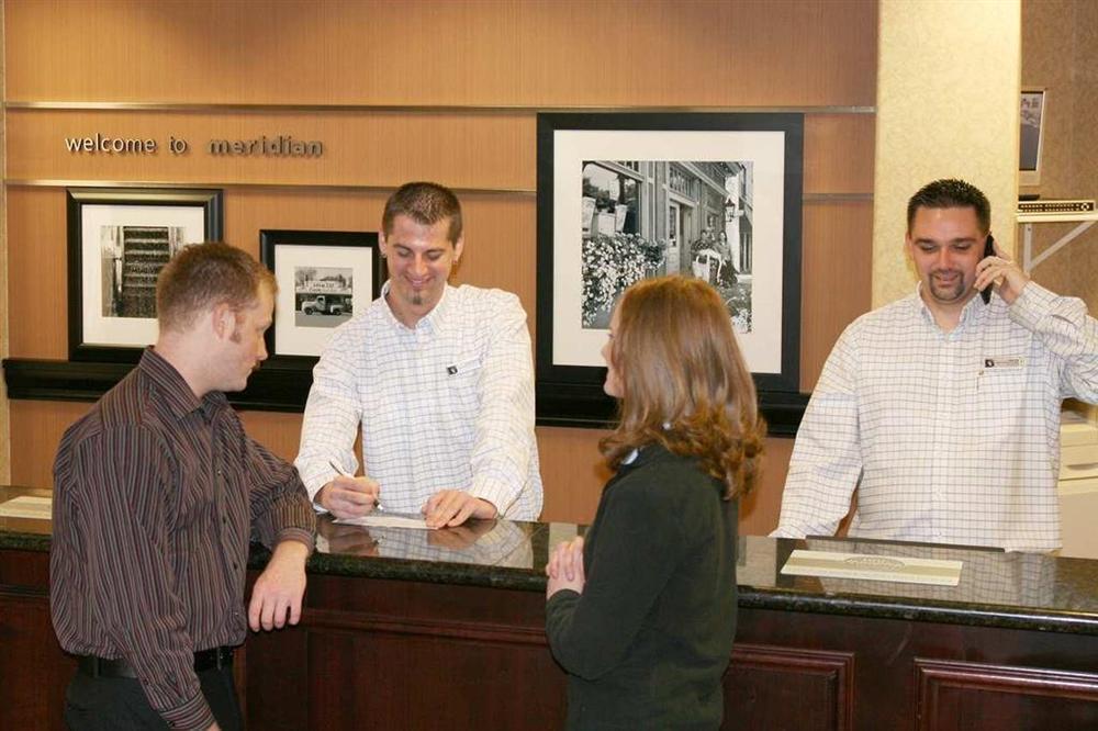 Hampton Inn & Suites Boise-Меридиан Интерьер фото