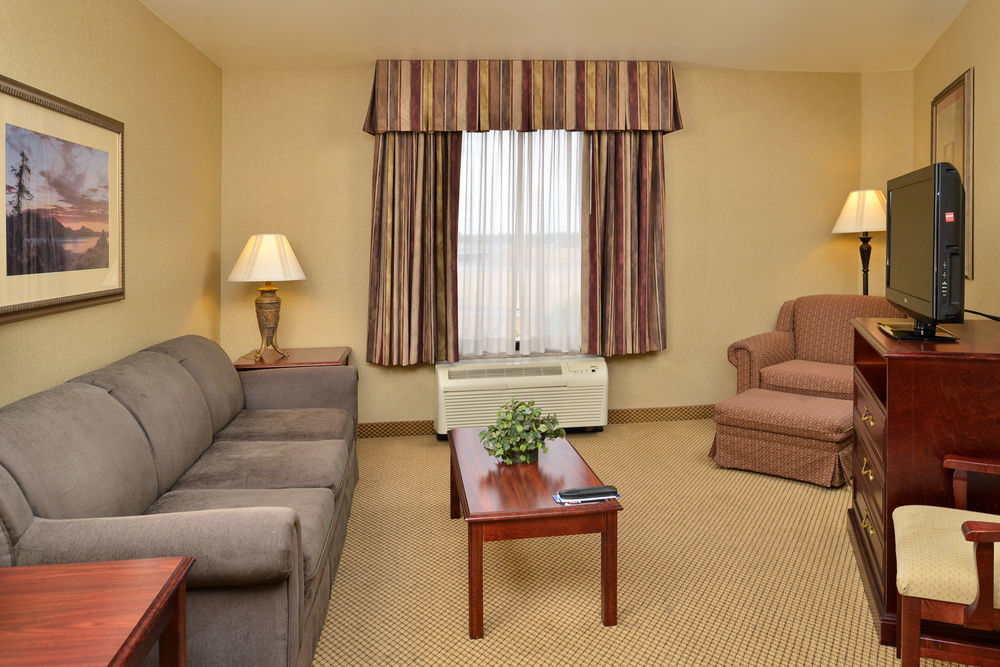 Hampton Inn & Suites Boise-Меридиан Экстерьер фото