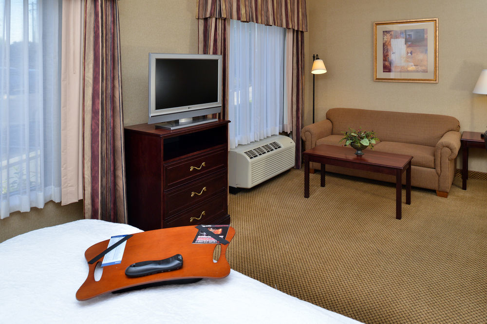 Hampton Inn & Suites Boise-Меридиан Экстерьер фото