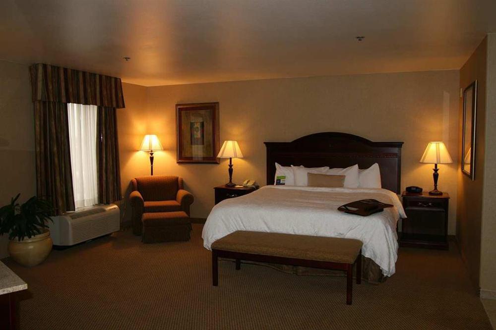 Hampton Inn & Suites Boise-Меридиан Номер фото